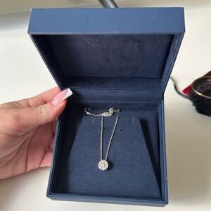 White gold diamond necklace